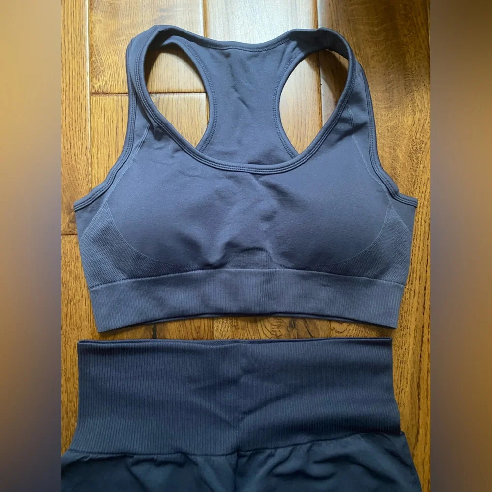 Workout Set - Picture 2 of 2